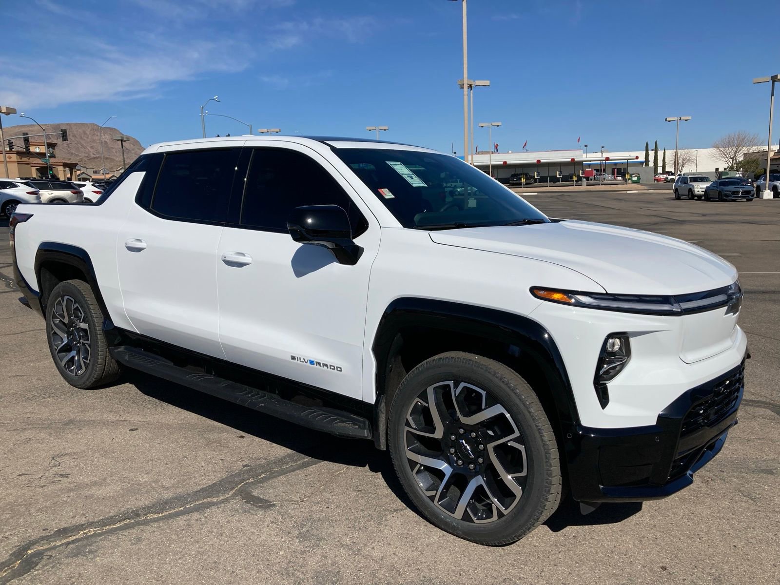 New 2025 Chevrolet Silverado EV RST image 4