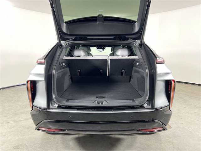 Used 2026 Cadillac Lyriq Premium Luxury image 27