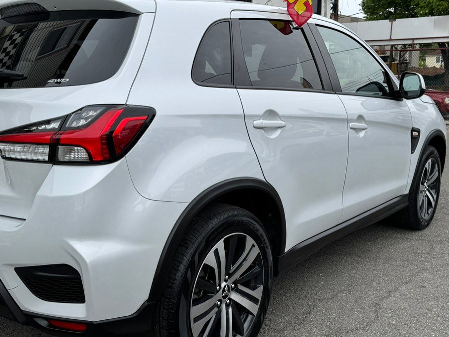 Used 2025 Mitsubishi Outlander Sport AWD image 31