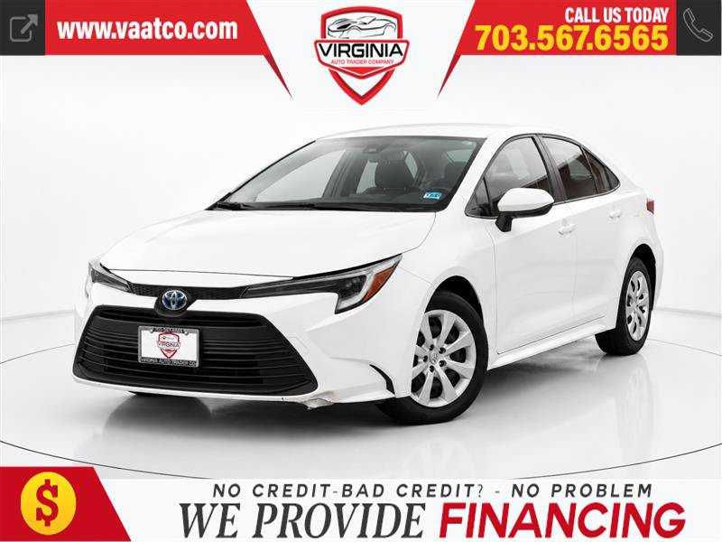 Used 2025 Toyota Corolla LE FWD image 1