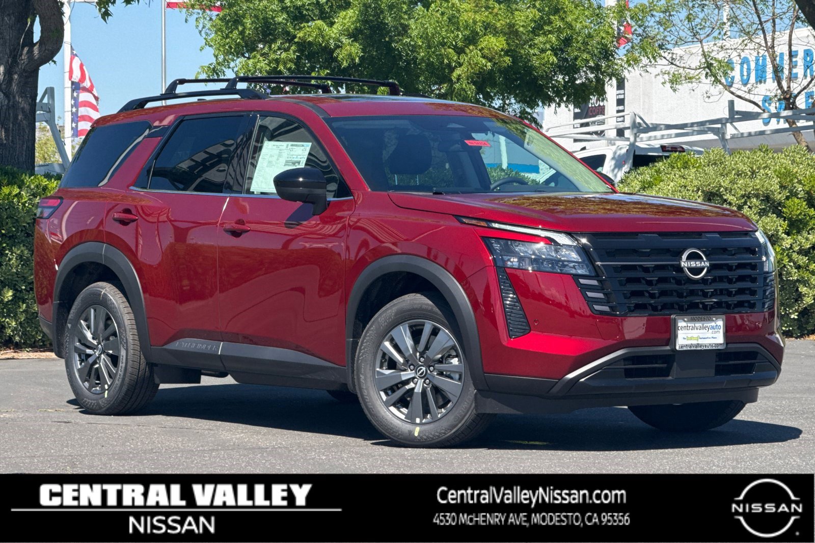 New 2026 Nissan Pathfinder SV image 1