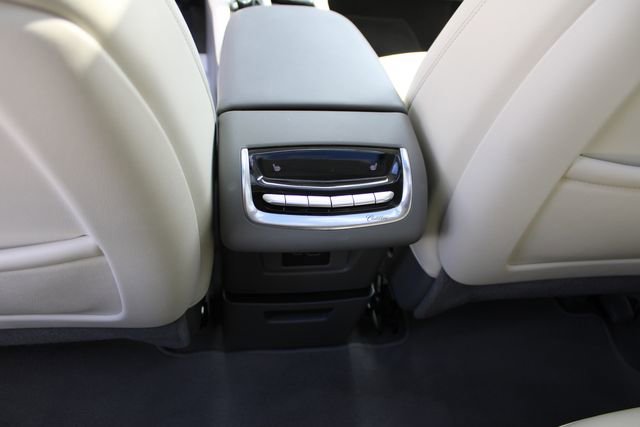 Certified 2025 Cadillac XT6 Premium Luxury AWD/4WD image 26