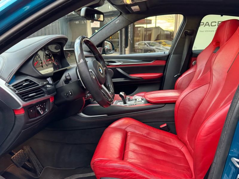 Used 2015 BMW X6 M image 11