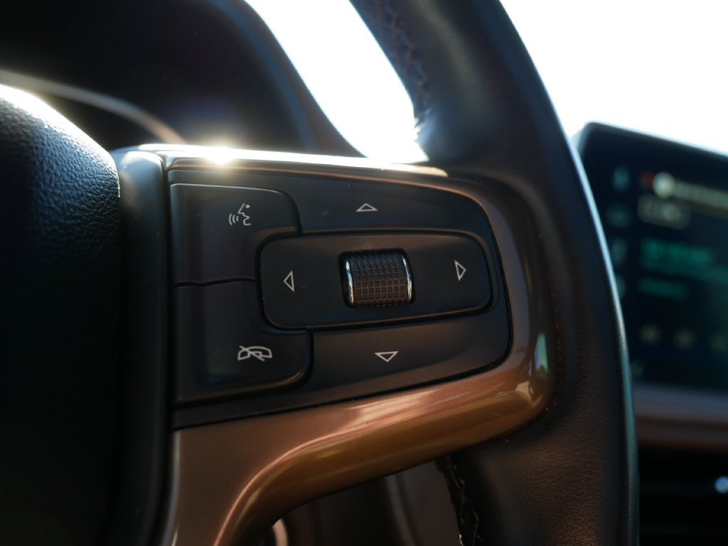 Used 2023 Chevrolet Suburban High Country AWD/4WD image 28