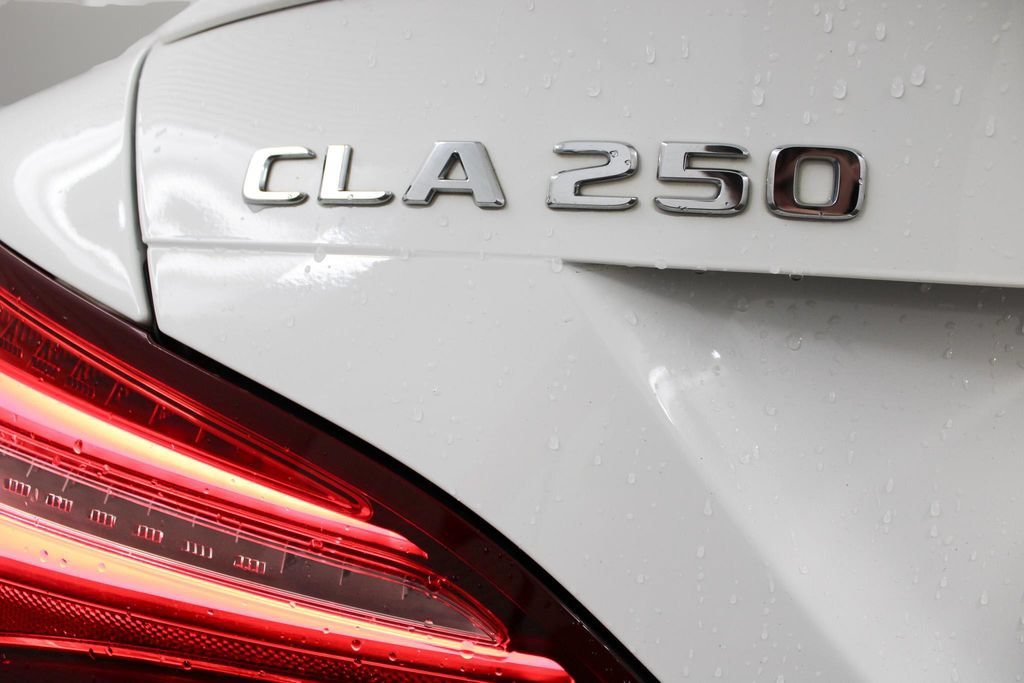 Used 2018 Mercedes-Benz CLA 250 image 31