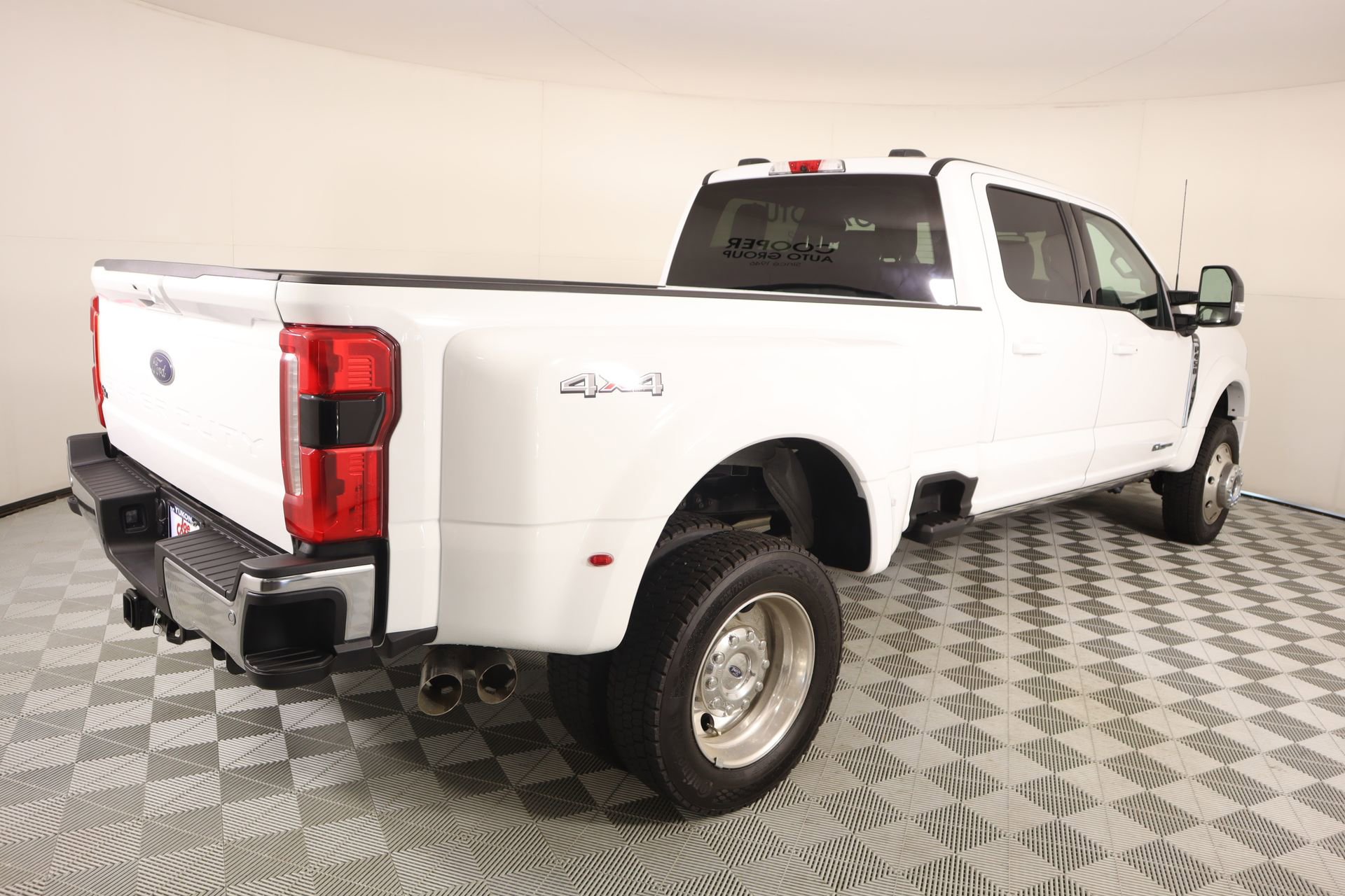 Used 2026 Ford F450 Lariat AWD/4WD image 22
