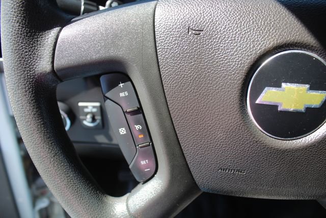 Used 2017 Chevrolet Express 3500 image 21