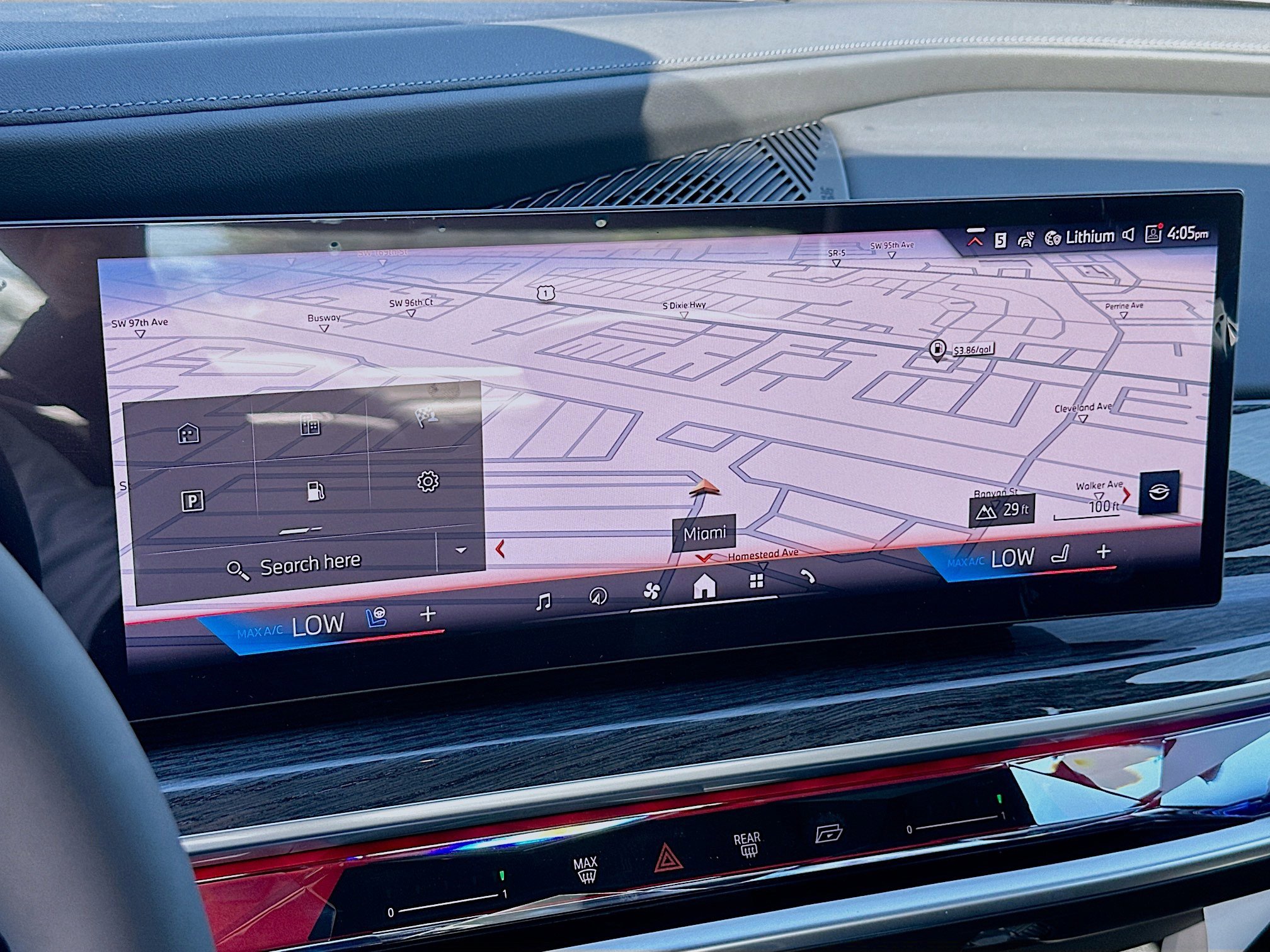 New 2026 BMW 740i w/ Executive Package image 11