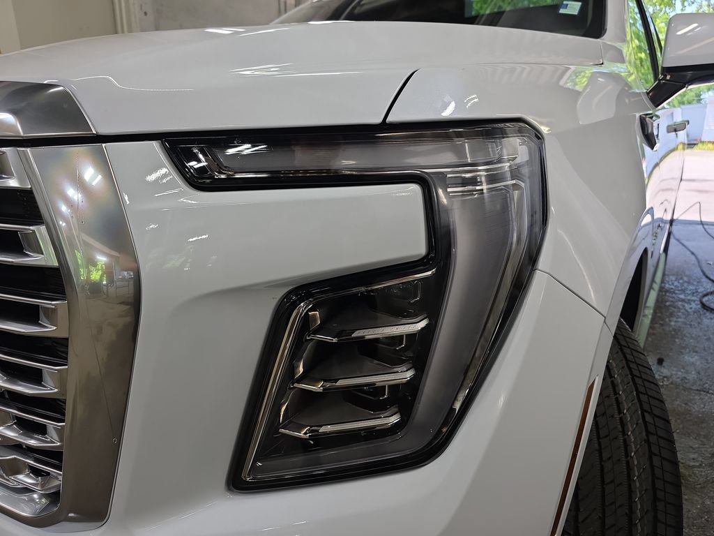 New 2026 GMC Yukon XL Denali w/ Advanced Technology Package AWD/4WD image 35