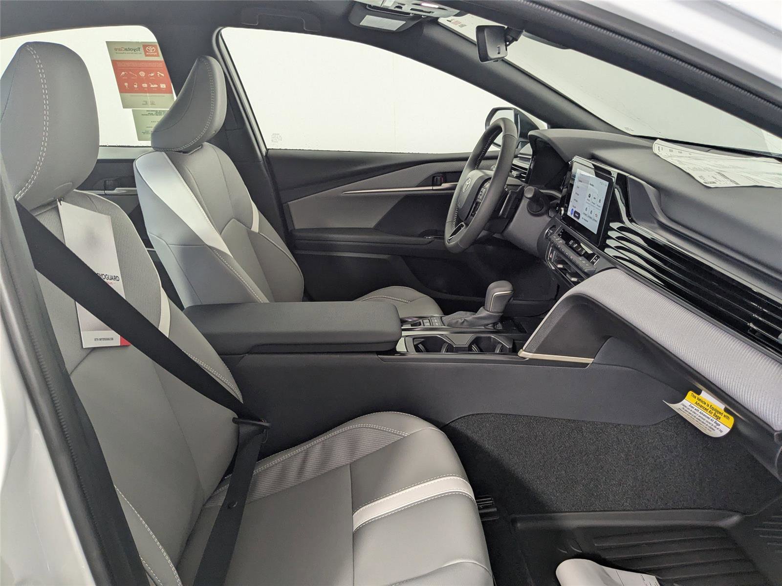 New 2026 Toyota Camry SE image 4