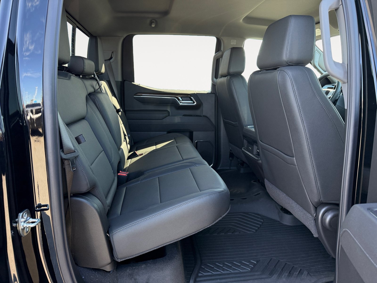 New 2026 Chevrolet Silverado 1500 LT Trail Boss w/ LT Trail Boss Premium Package AWD/4WD image 18
