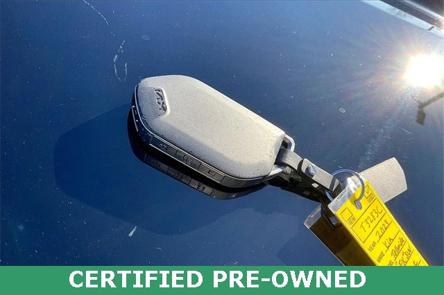 Used 2023 Kia Telluride EX w/ EX Captain's Chair Package image 10