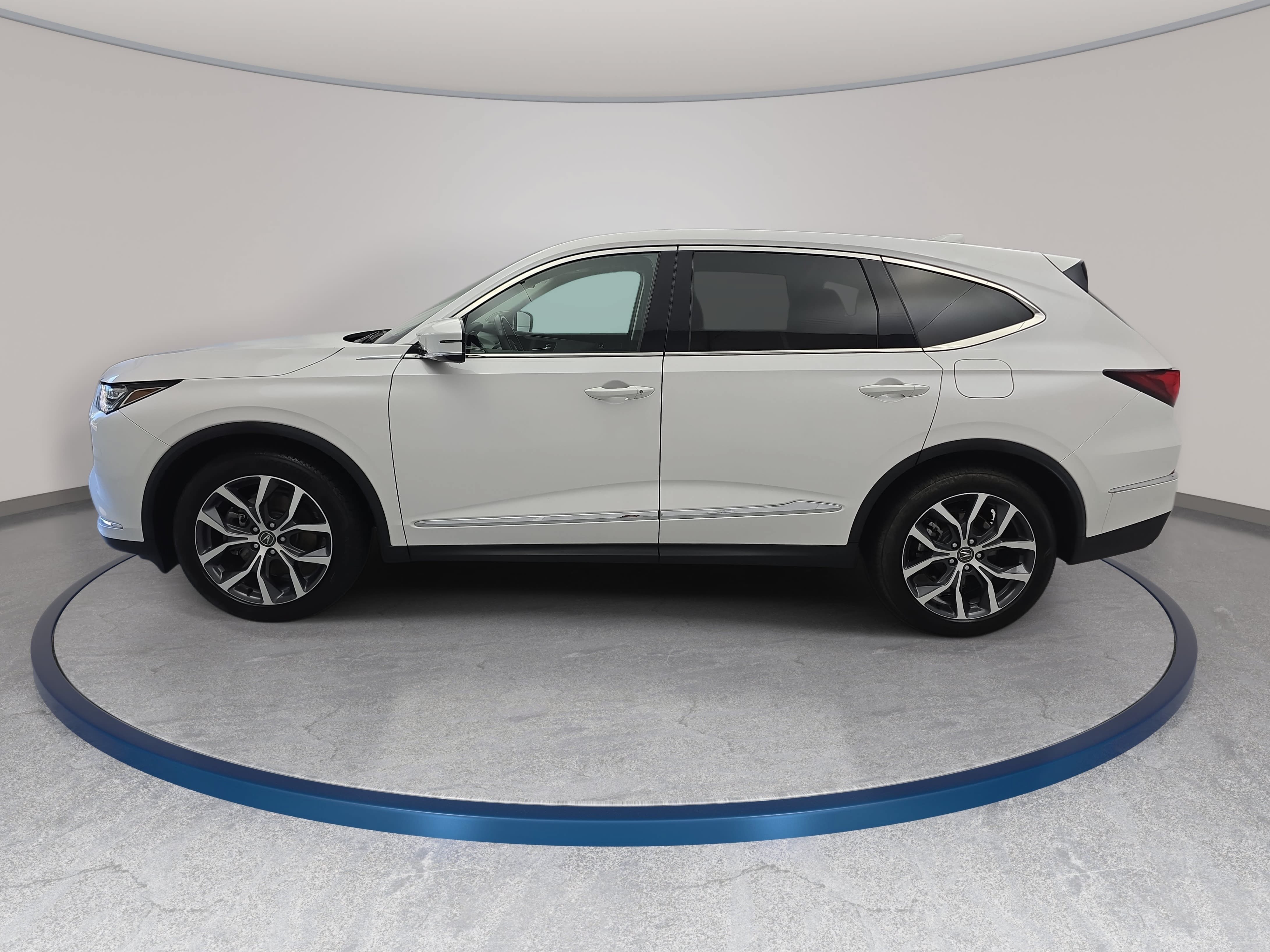 Used 2023 Acura MDX w/ Technology Package AWD/4WD image 8