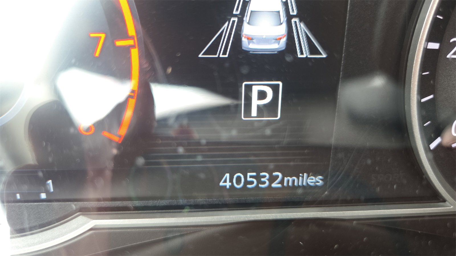 Used 2023 Nissan Versa SR w/ Trunk Package image 11