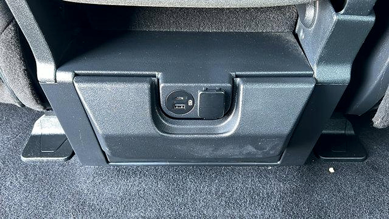 Used 2023 Ford F150 XLT image 14