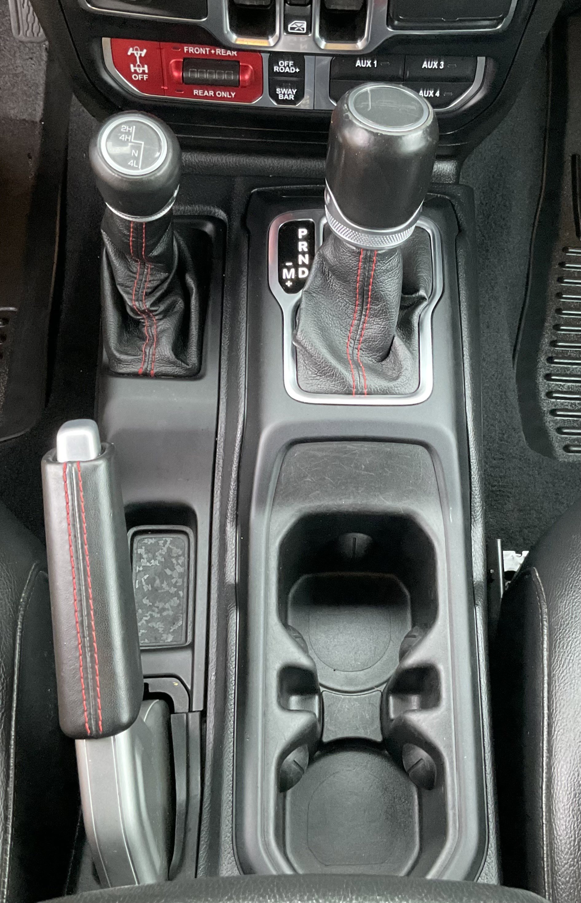 Used 2020 Jeep Gladiator Rubicon w/ Advanced Safety Group image 23