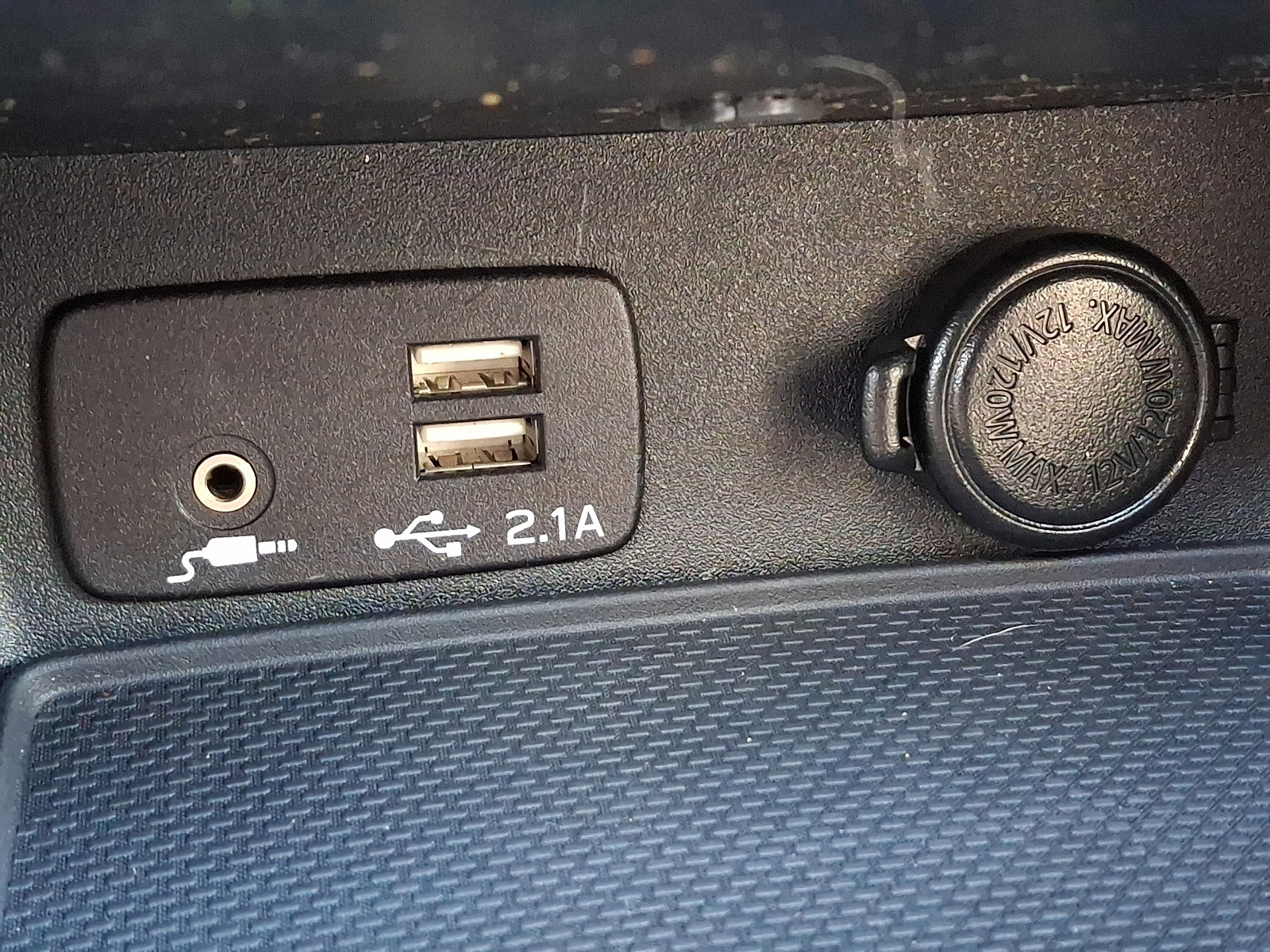 Used 2020 Subaru Forester Premium image 25