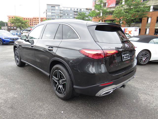 Used 2026 Mercedes-Benz GLC 300 4MATIC image 2