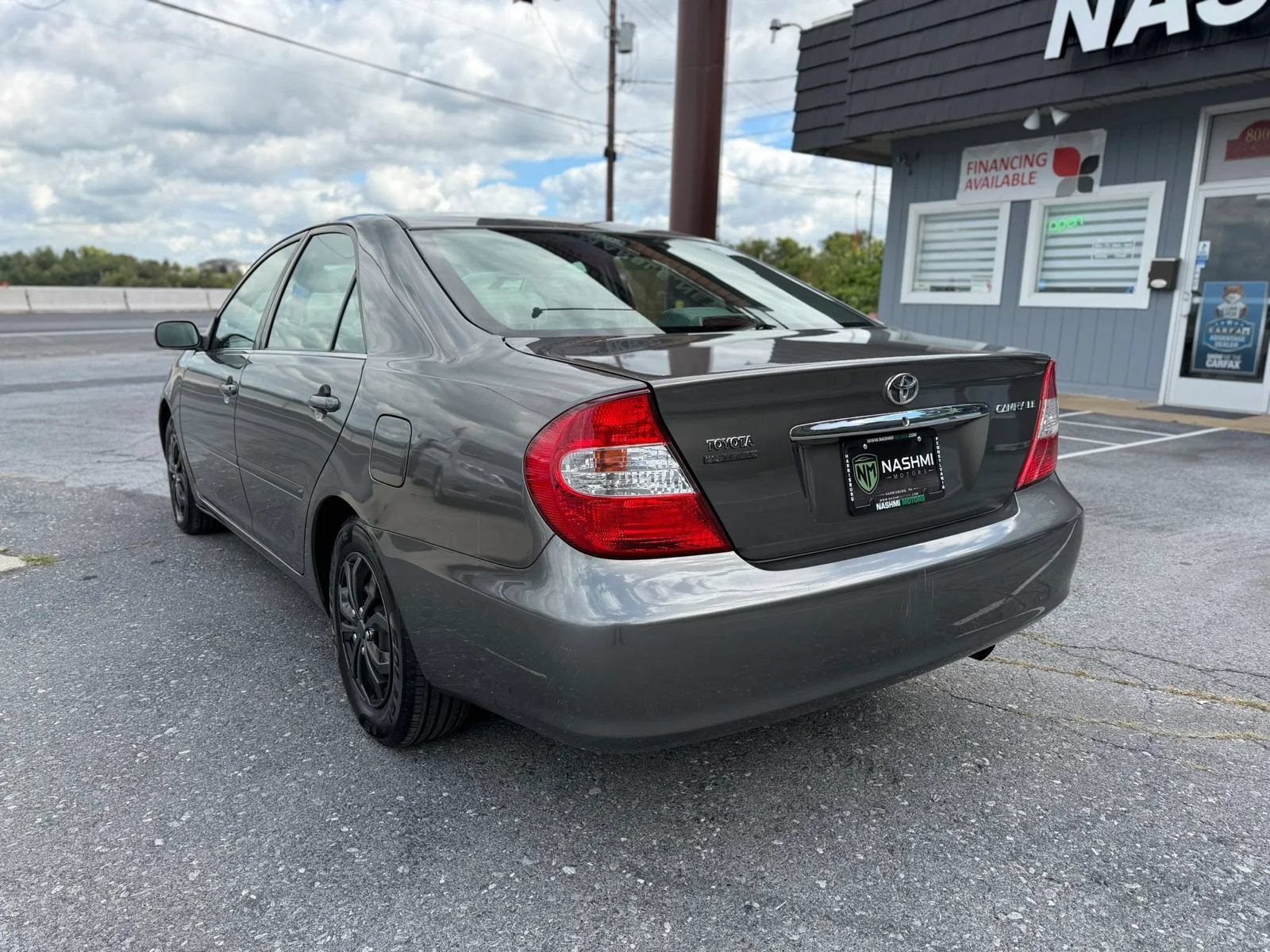 Used 2003 Toyota Camry LE FWD image 3