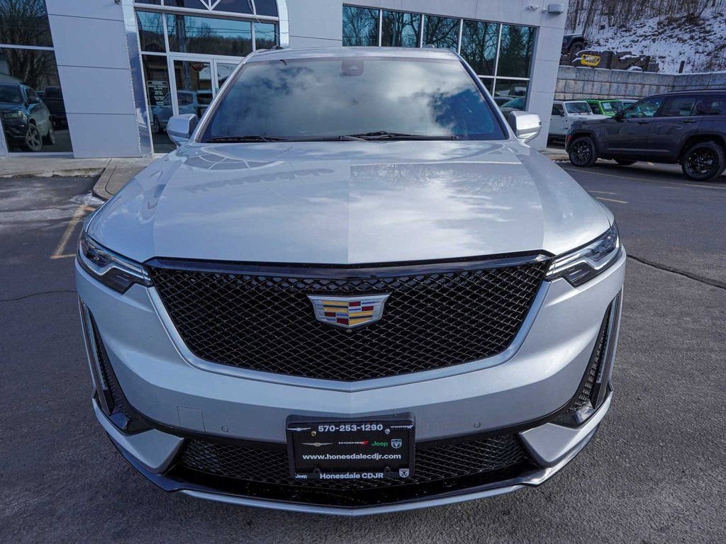 Used 2020 Cadillac XT6 Sport image 2