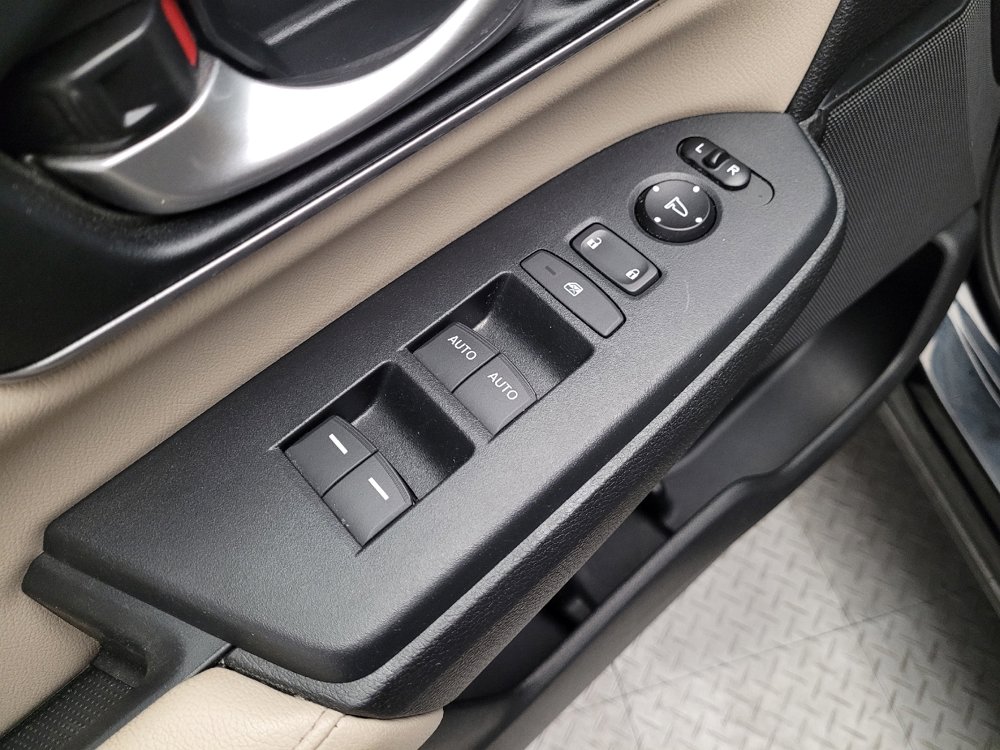 Used 2017 Honda CR-V EX-L image 27