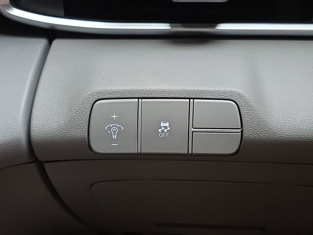 New 2026 Hyundai Elantra SEL Sport Premium FWD image 22
