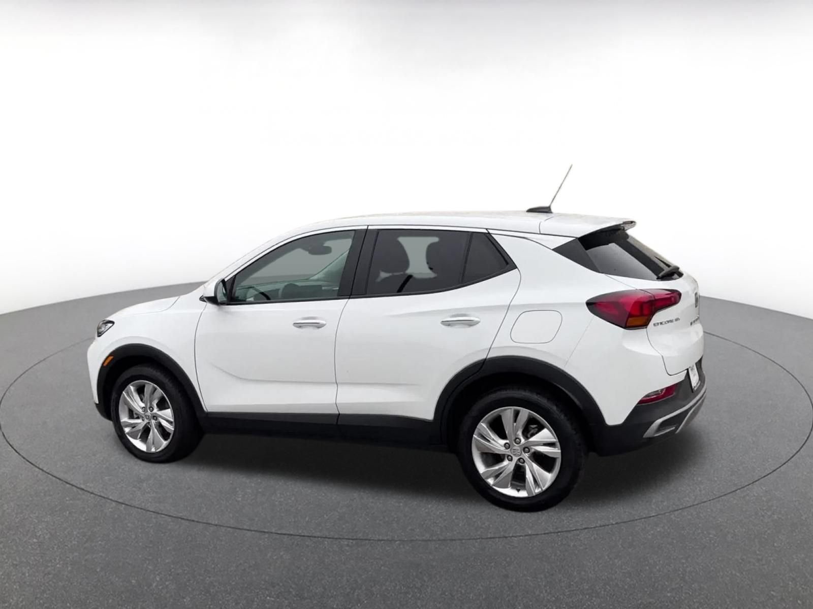 Used 2025 Buick Encore GX Preferred FWD image 10