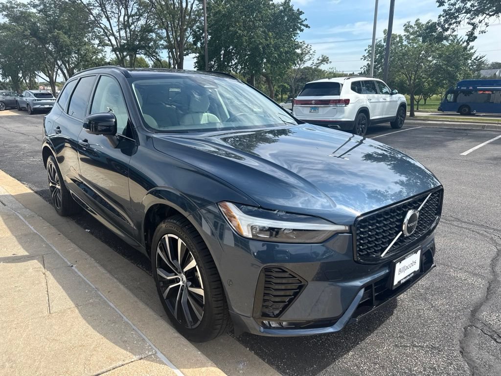 Used 2023 Volvo XC60 B5 Plus w/ Climate Package AWD/4WD image 8