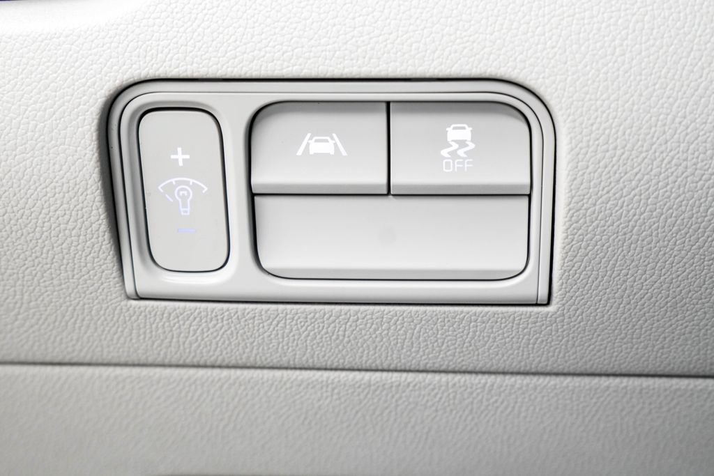 Used 2023 Kia Sorento S w/ Panoramic Sunroof Package FWD image 44