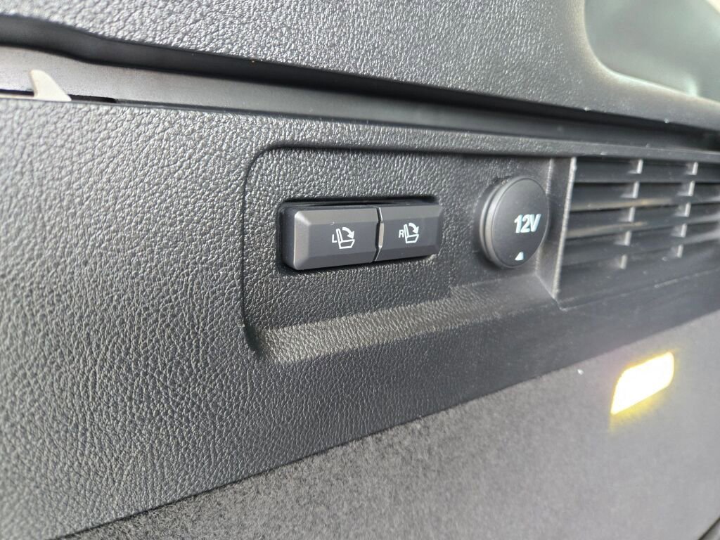 Used 2021 Lincoln Nautilus Reserve w/ Monochromatic Package image 23