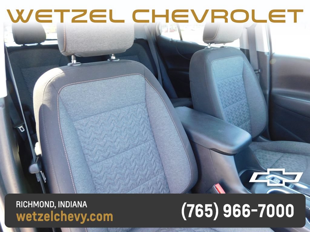Used 2022 Chevrolet Equinox LT w/ Driver Convenience Package AWD/4WD image 19