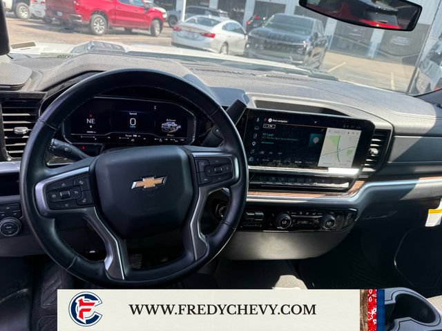 Used 2025 Chevrolet Silverado 2500 LT w/ Convenience Package AWD/4WD image 16