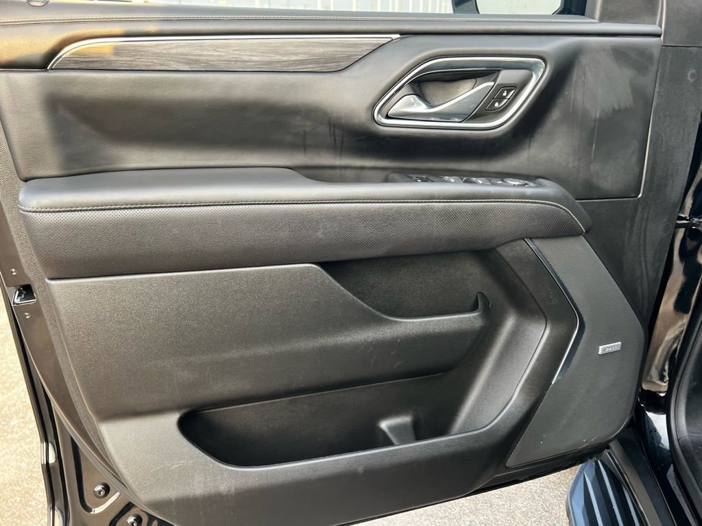 Used 2023 GMC Yukon SLT image 31