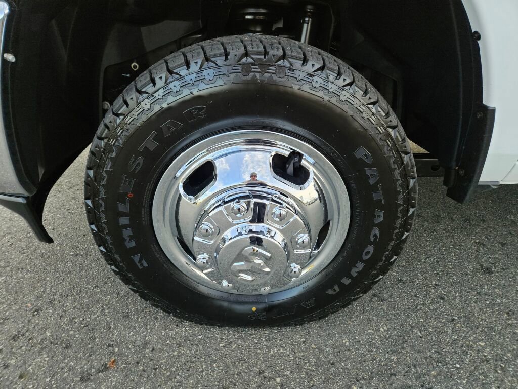 Used 2024 RAM 3500 SLT w/ Quick Order Package 2YG SLT image 9