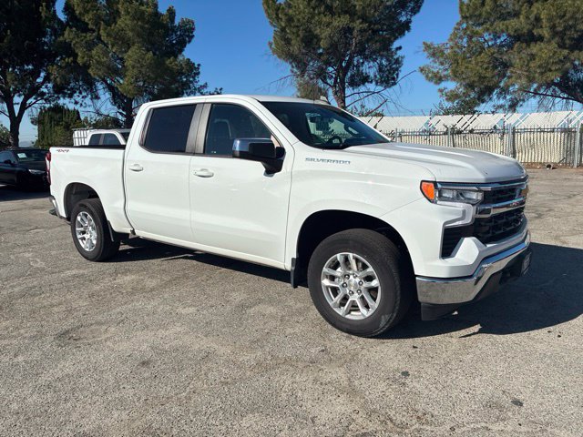 Certified 2023 Chevrolet Silverado 1500 LT AWD/4WD image 2