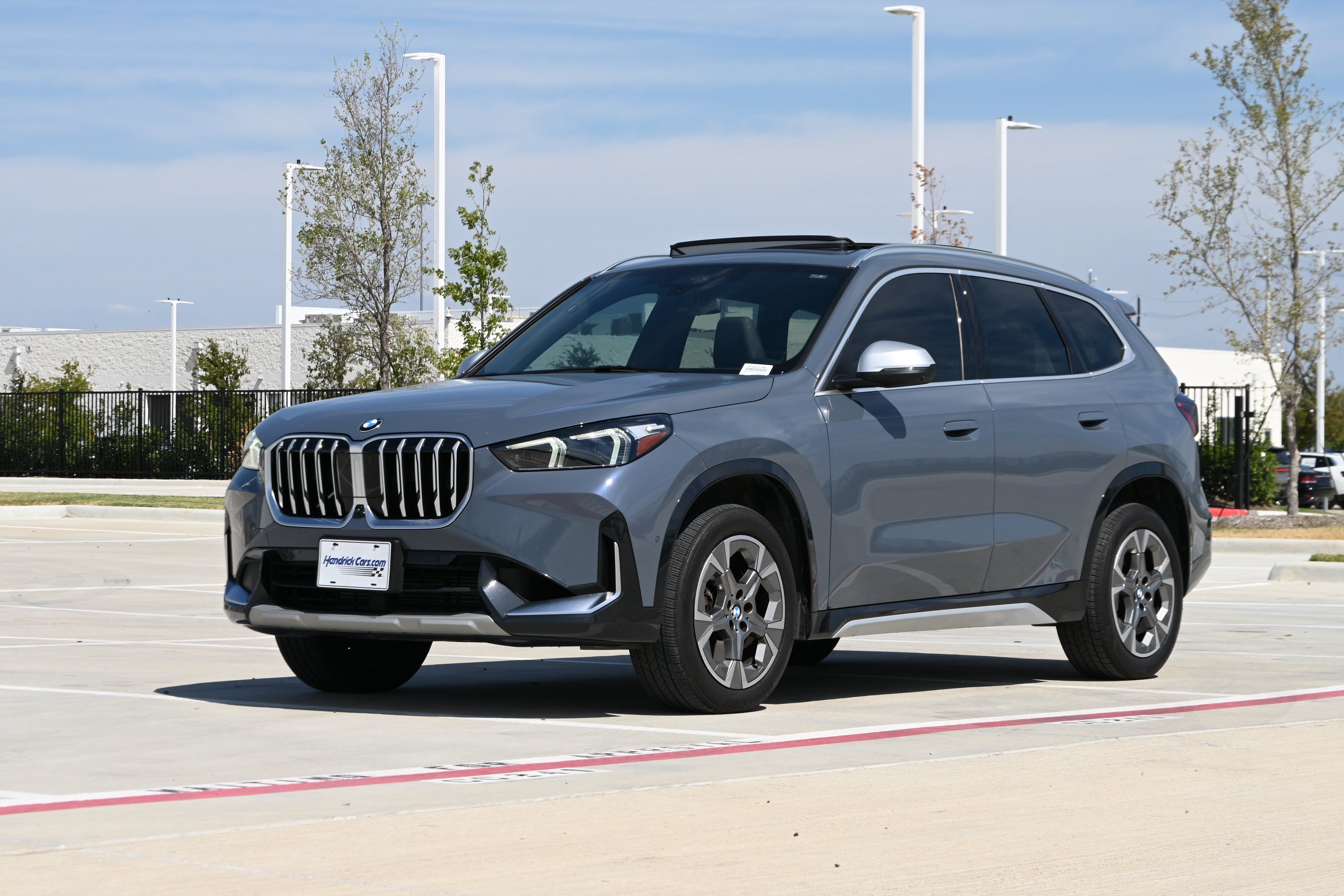 Certified 2023 BMW X1 xDrive28i w/ Premium Package AWD/4WD image 5
