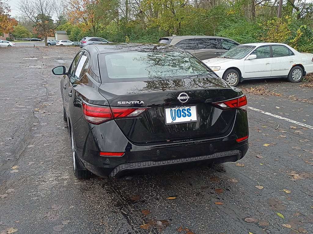Used 2025 Nissan Sentra S w/ Trunk Package FWD image 5