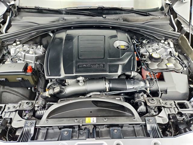 Certified 2024 Jaguar F-PACE R-Dynamic S AWD/4WD image 34