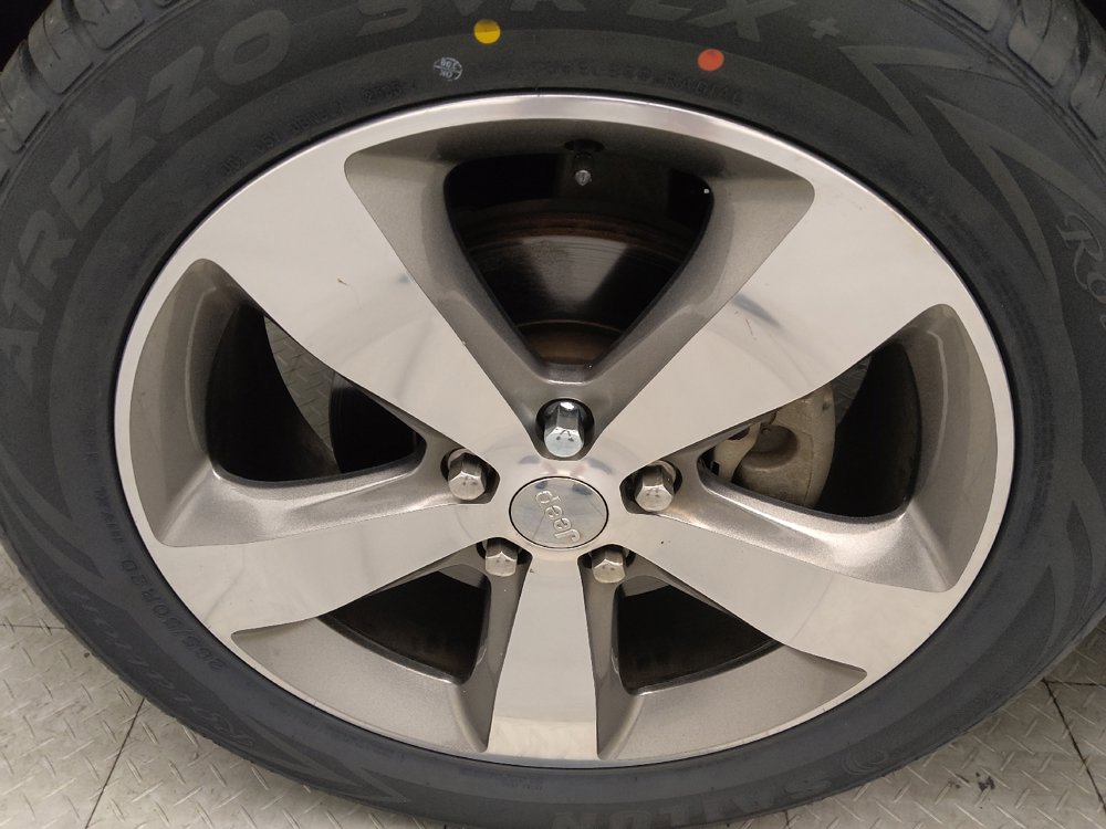 Used 2016 Jeep Grand Cherokee Overland w/ Advanced Technology Group image 31