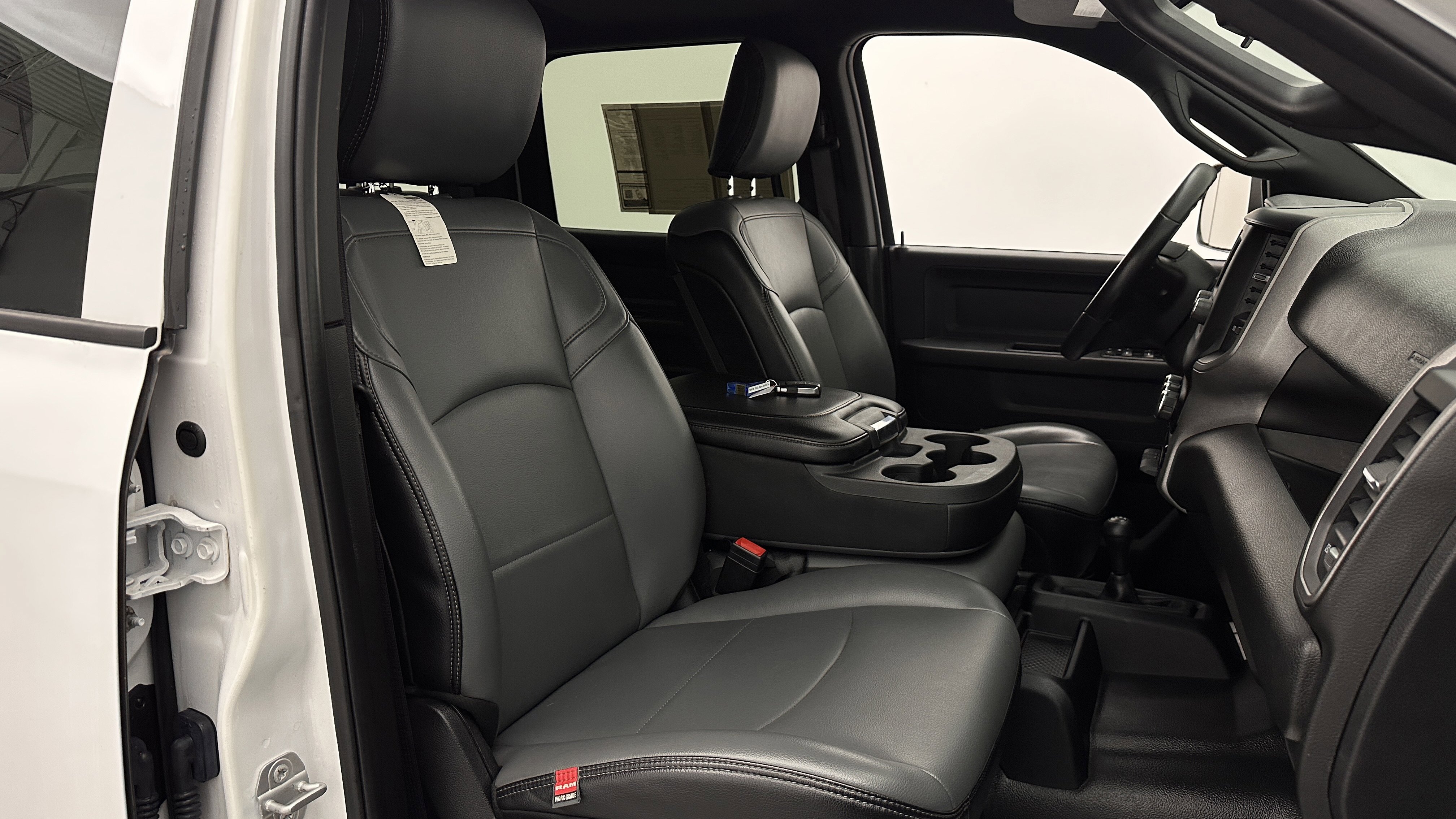 Used 2021 RAM 3500 Tradesman image 34