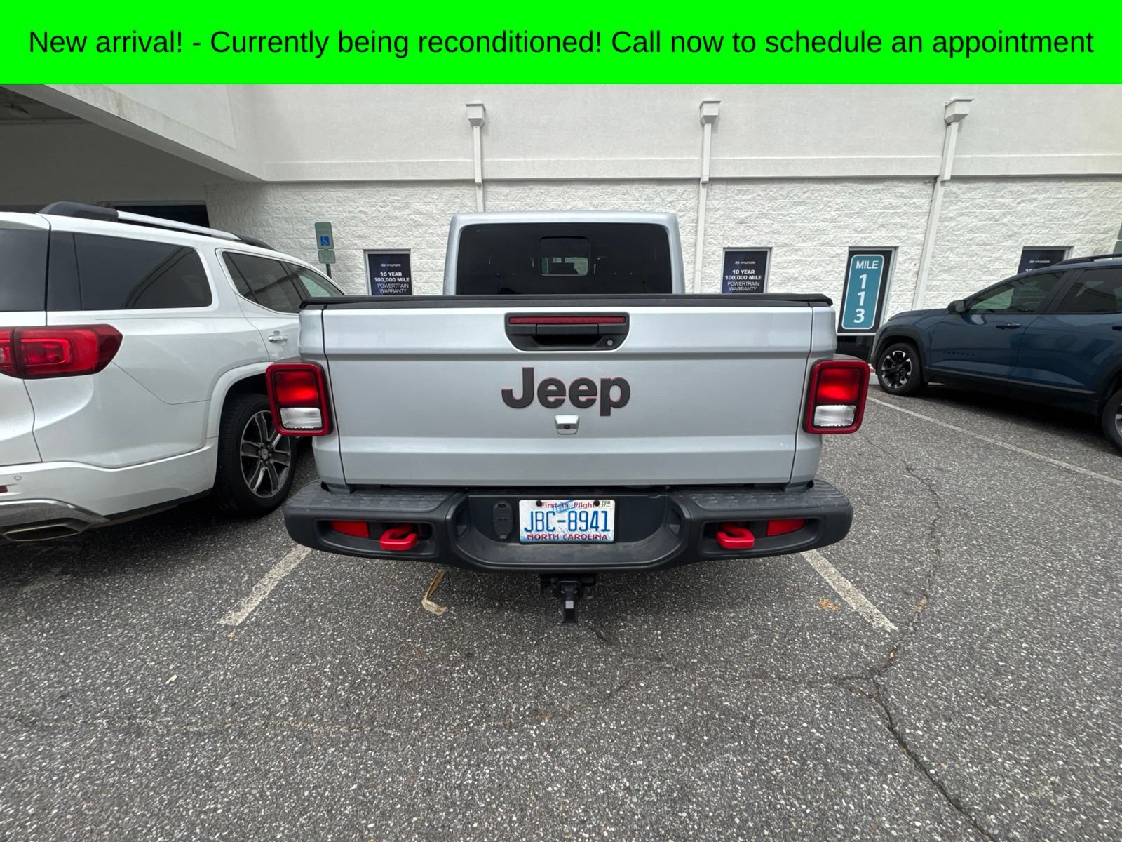 Used 2022 Jeep Gladiator Rubicon w/ Cold Weather Group AWD/4WD image 8