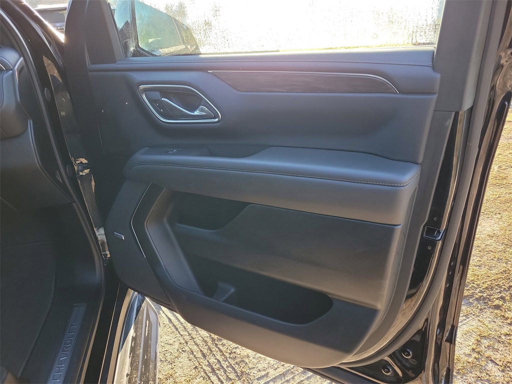 Used 2024 Chevrolet Tahoe LT image 38