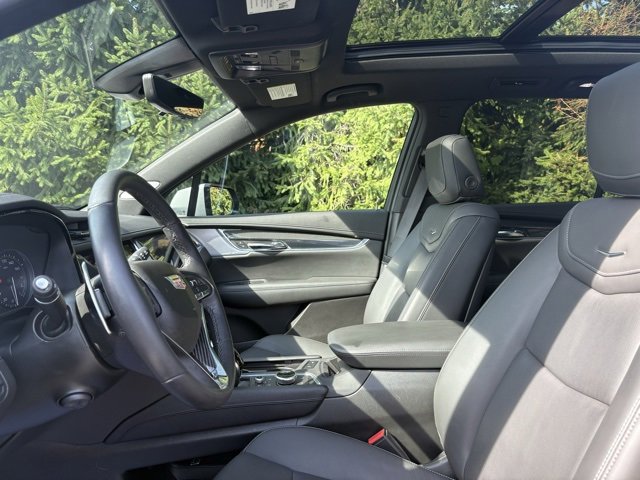 Certified 2024 Cadillac XT6 Sport w/ Technology Package image 38