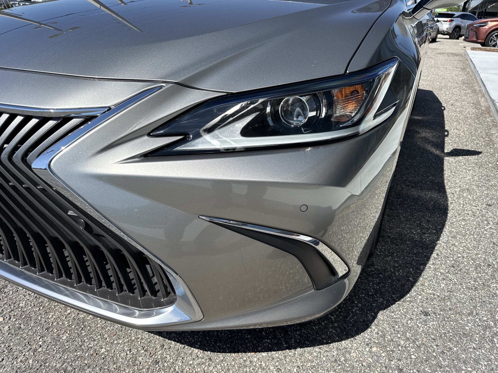 Certified 2020 Lexus ES 350 w/ Premium Package image 9
