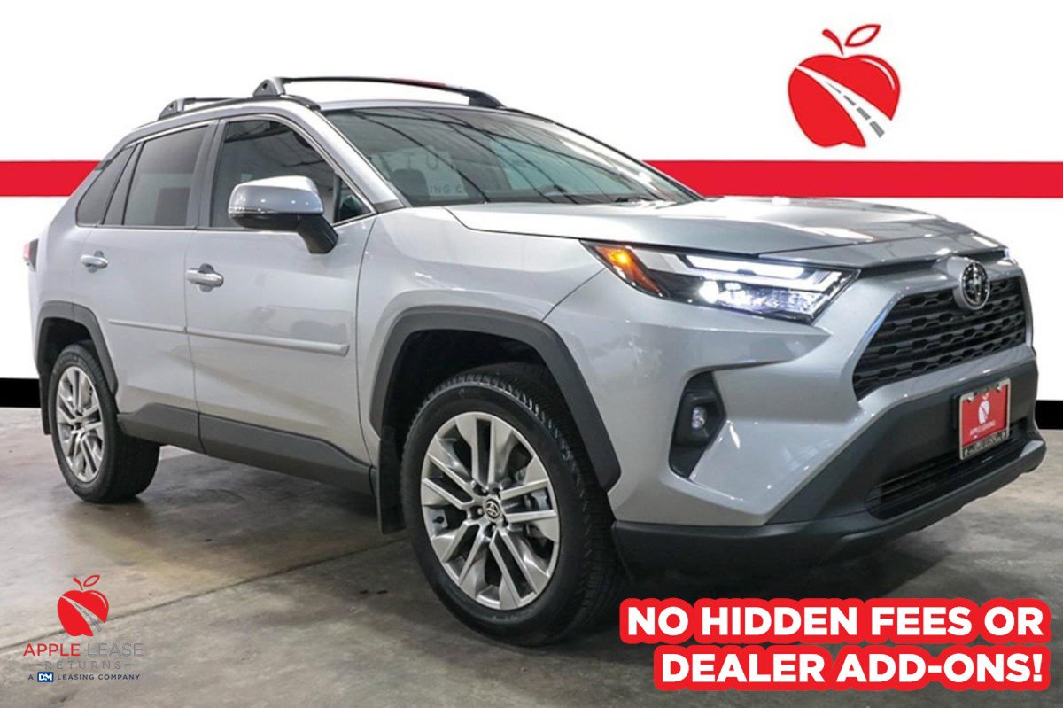 Used 2025 Toyota RAV4 XLE Premium FWD image 1