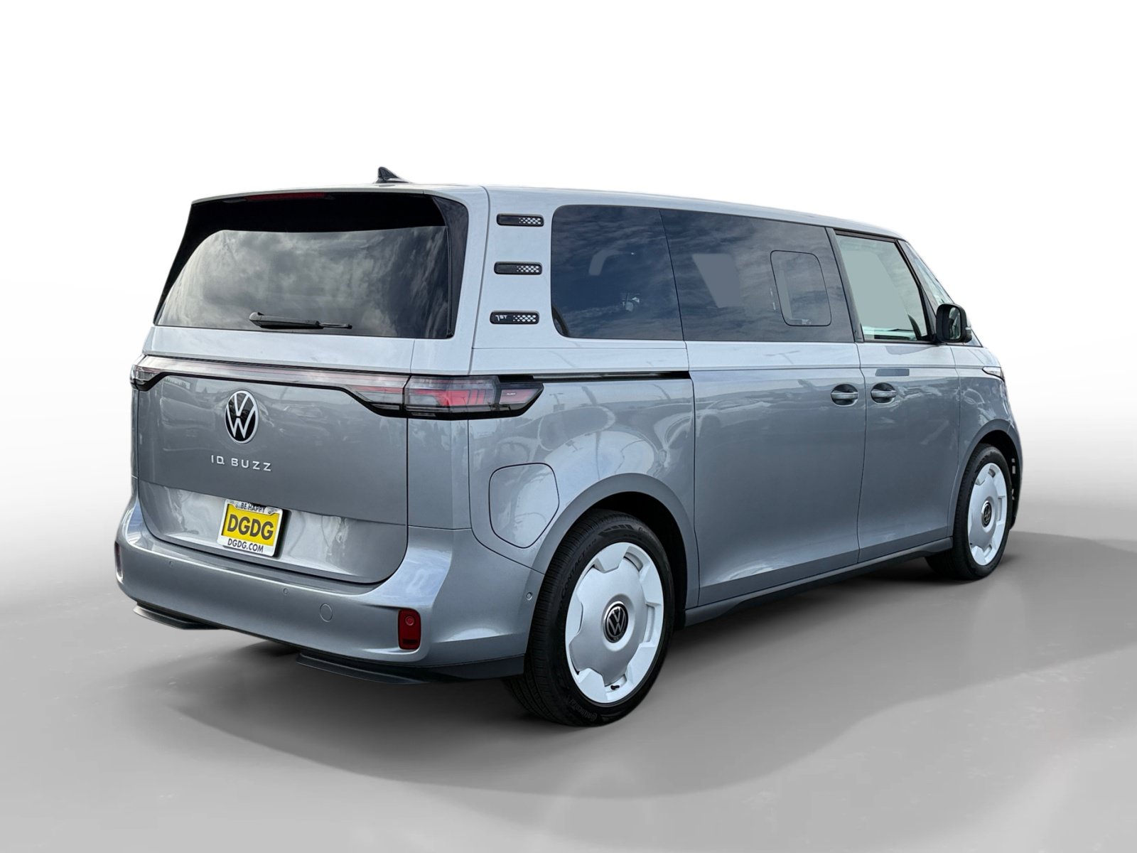 Certified 2025 Volkswagen ID. Buzz 1st Edition RWD image 5