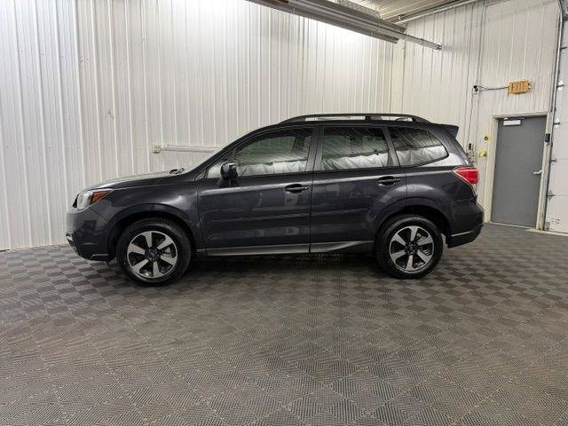 Used 2018 Subaru Forester 2.5i Premium AWD/4WD image 2