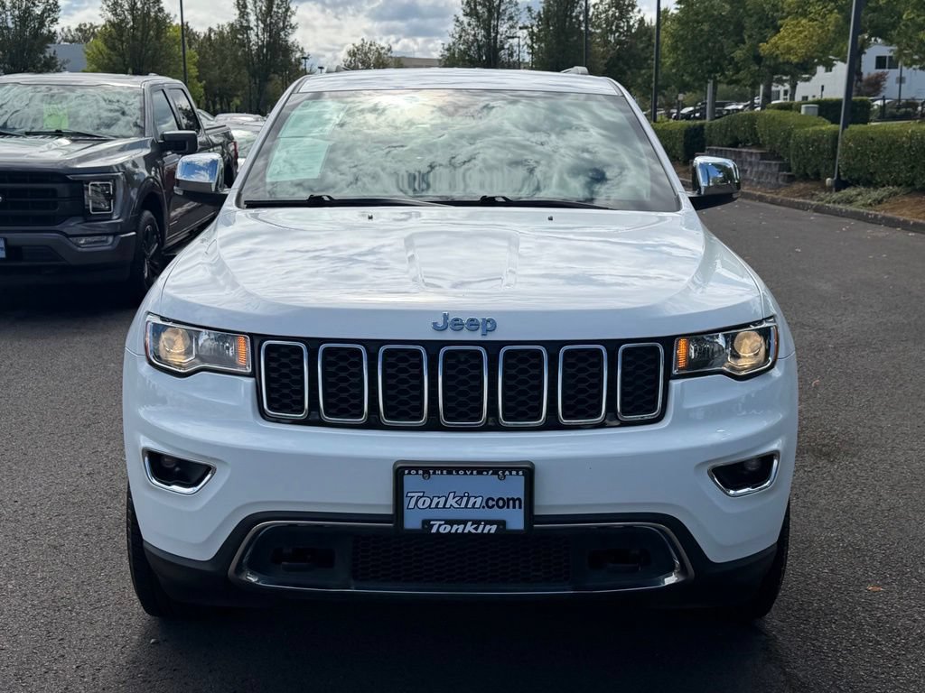 Used 2018 Jeep Grand Cherokee Limited w/ Trailer Tow Group IV AWD/4WD image 3