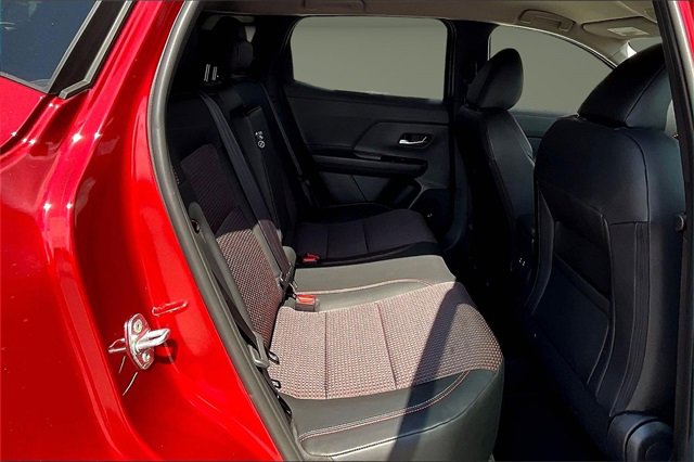 New 2026 Nissan Kicks SR w/ Illumination Package image 9