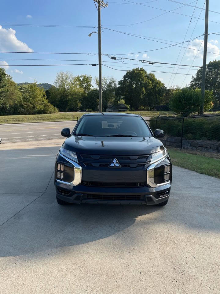 Used 2020 Mitsubishi Outlander Sport ES image 2